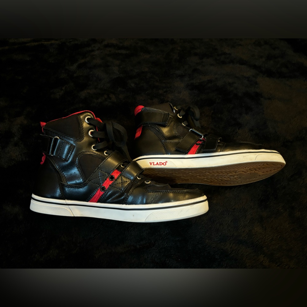 Black Vlado Knight 2 High top Sneakers size men’s 7.5